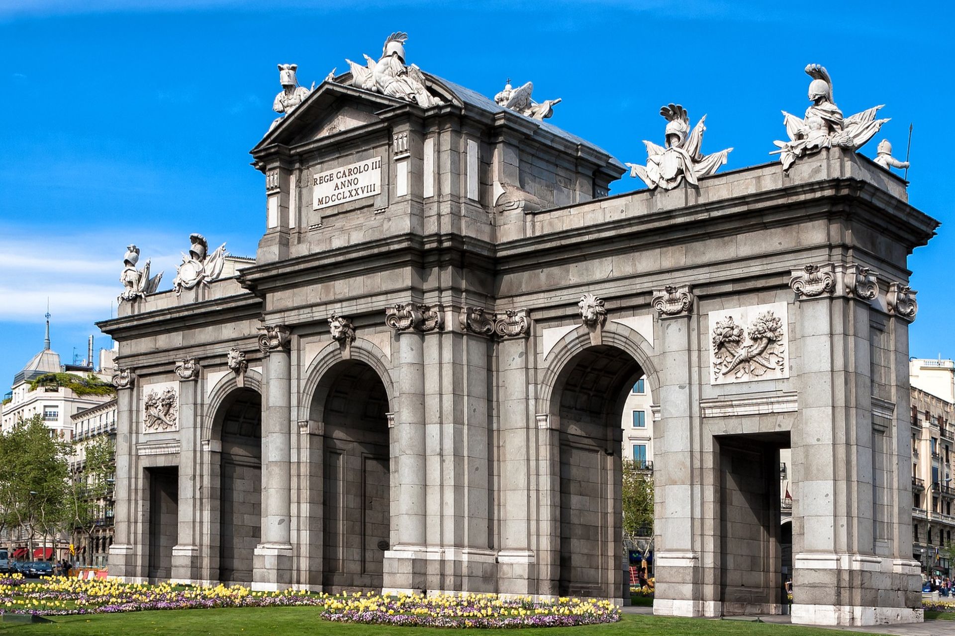 Puerta de Alcalá, Madrid - Fly-drive Historisch Spanje